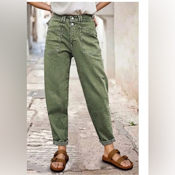 Flamingals Roll Hem  Mid Waist Straight Leg Crop Jeans in Army Green Medium NWT - Picture 2 of 11